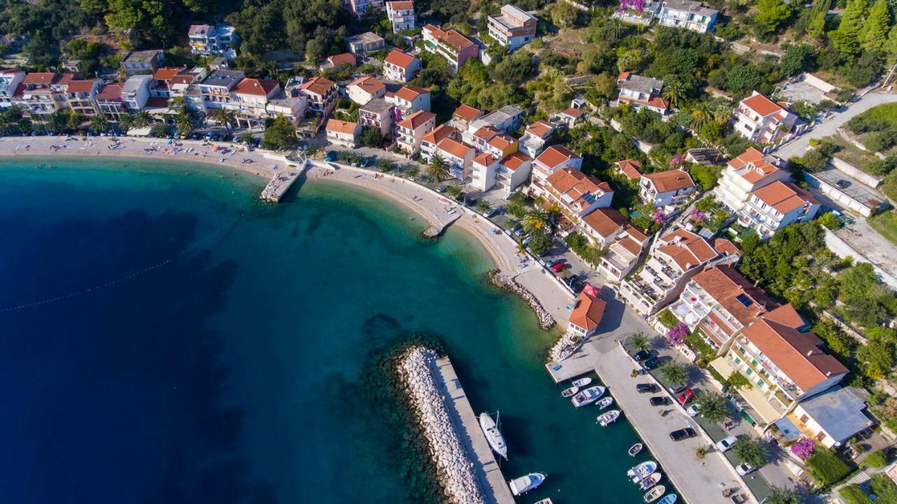 Apartments Lara Podgora Exterior photo