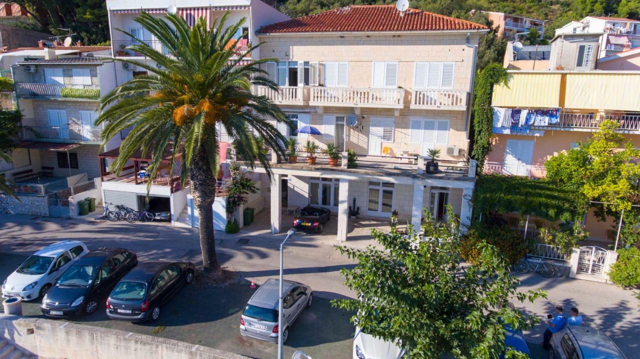 Apartments Lara Podgora Exterior photo