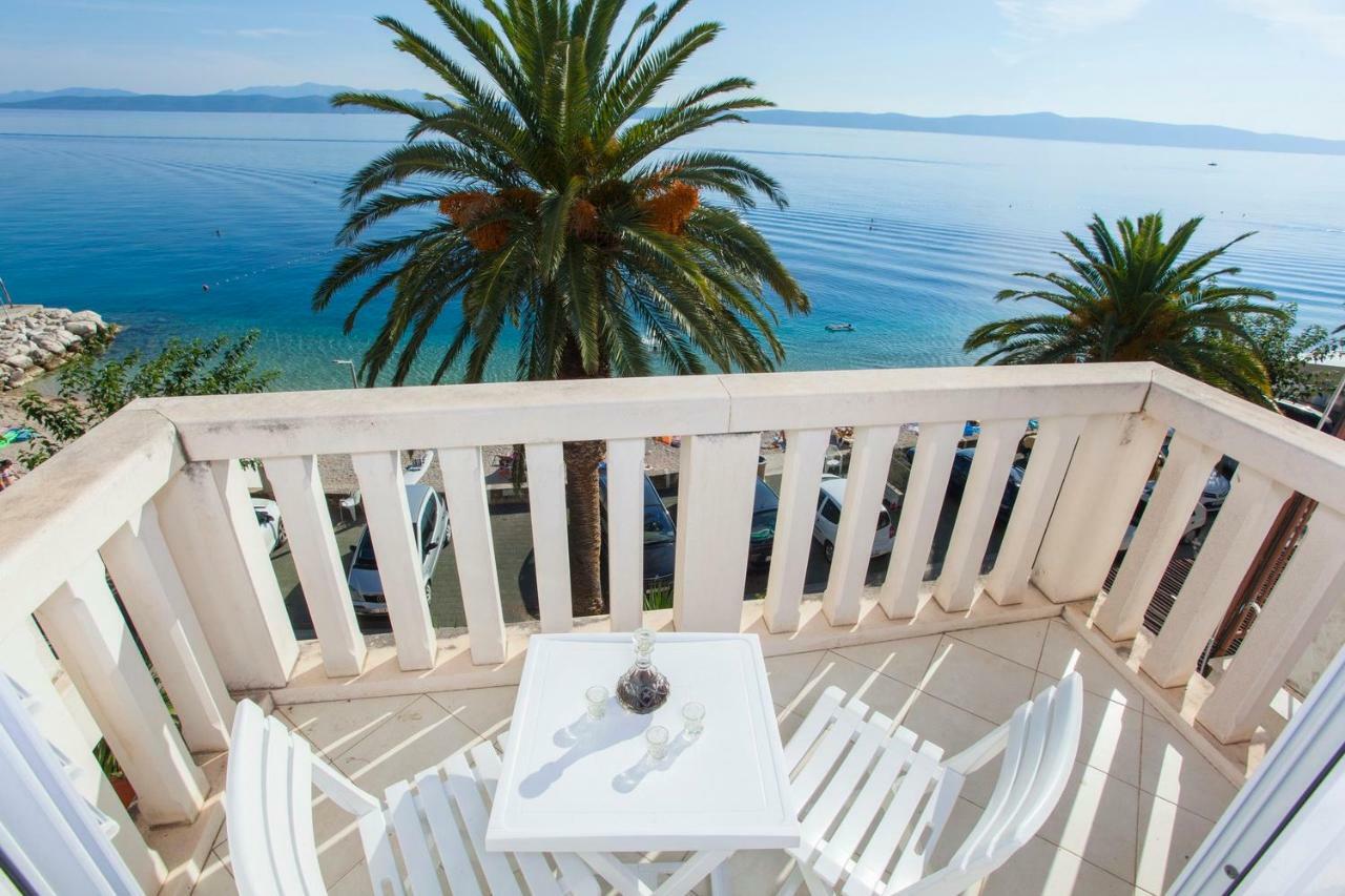 Apartments Lara Podgora Exterior photo